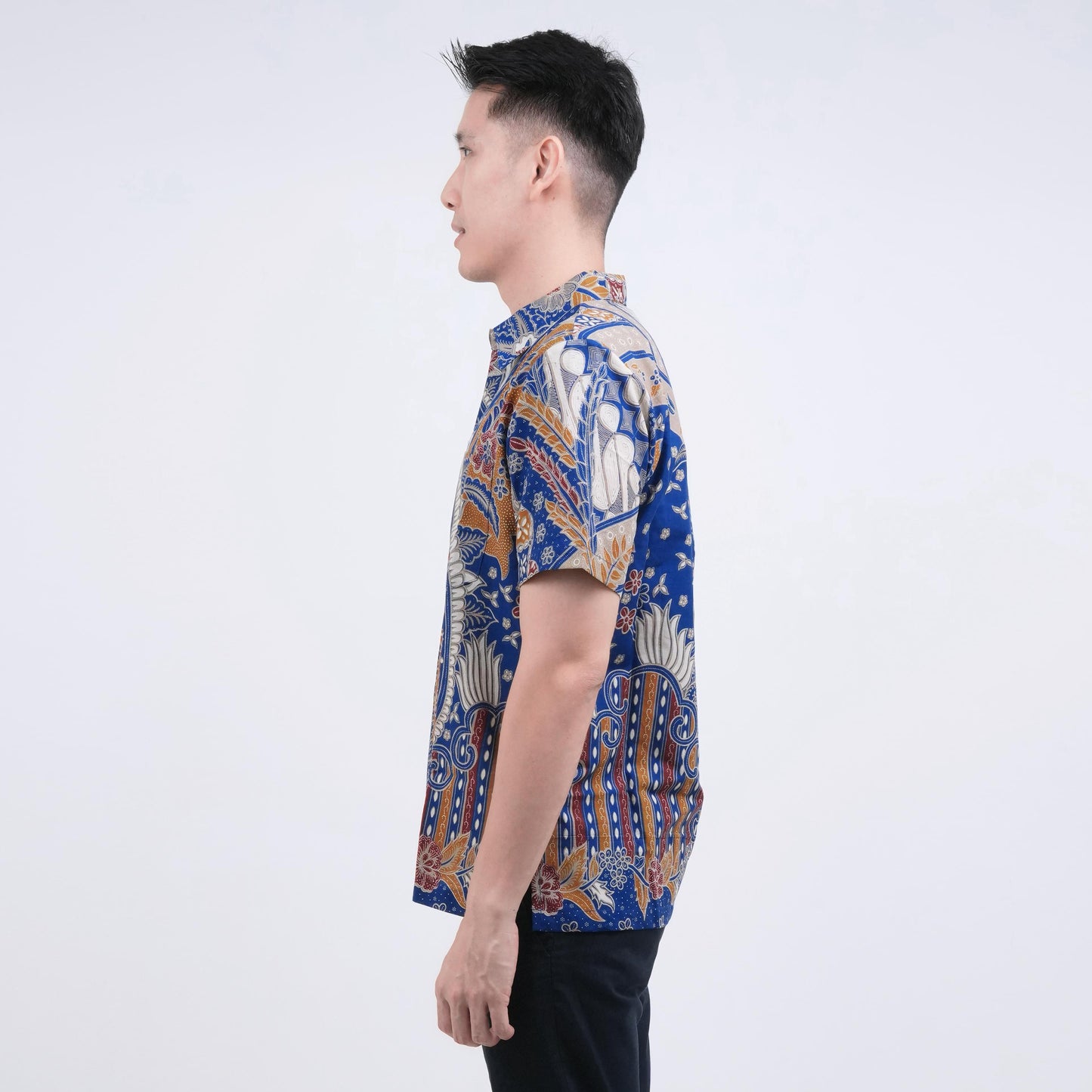 oco, oco atelier, batik, batik shirt, men shirt, sg batik, singapore, unique, customise, customized, shirt, tailored shirt, short sleeve batik, modern batik, batik lover, singapore batik, men batik, batik men, everyday batik, custom shirt, one-of-a-kind, customisation