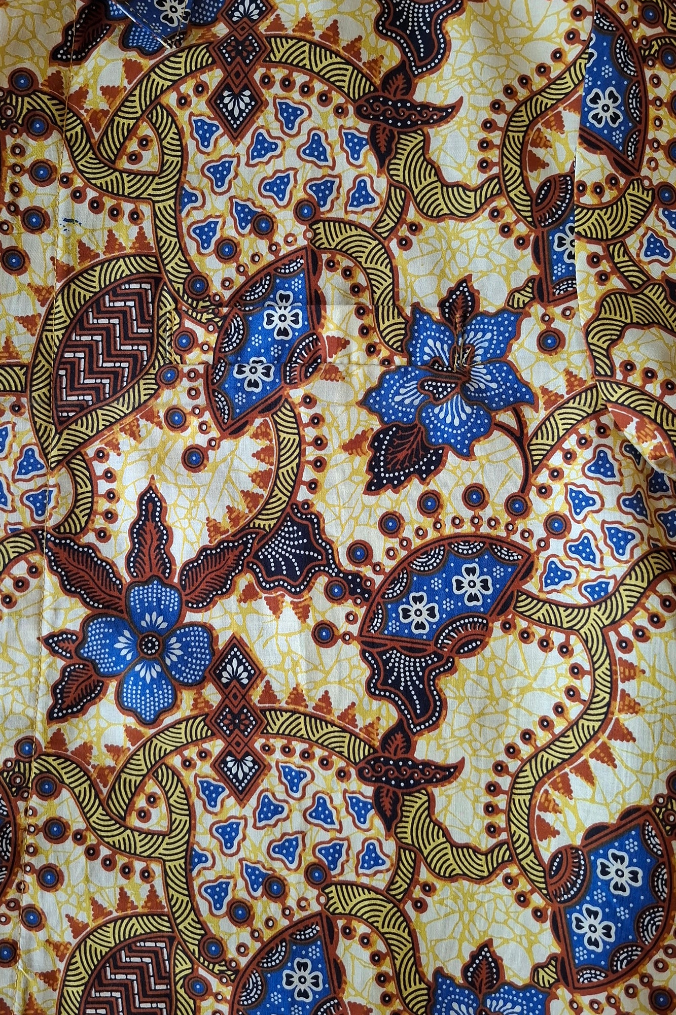 OCO, oco atelier, Batik, modern batik, men batik, men, shirt, tailored shirt, custom, unique, vibrant, sg, singapore, sgbatik, batikshirt, short sleeve batik, mandarin Collar, oriental shirt