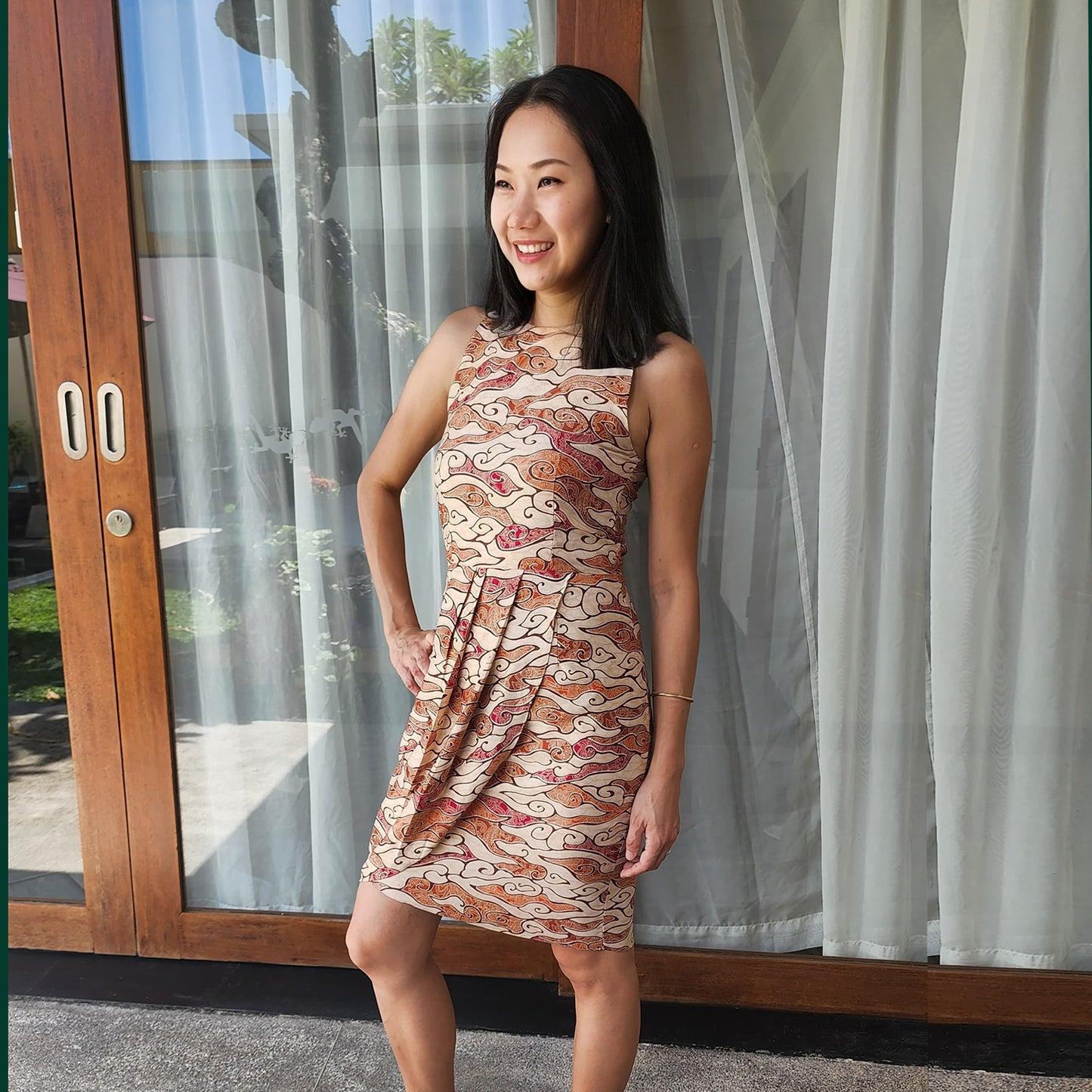 Oco, ocoatelier, batik, sg, singapore, modern, modern batik, batik ladies, classy batik, halter dress, batik dress. classy dress, everyday batik, batik for occasion, ladies batik, batik lover, vibrant, flowy dress