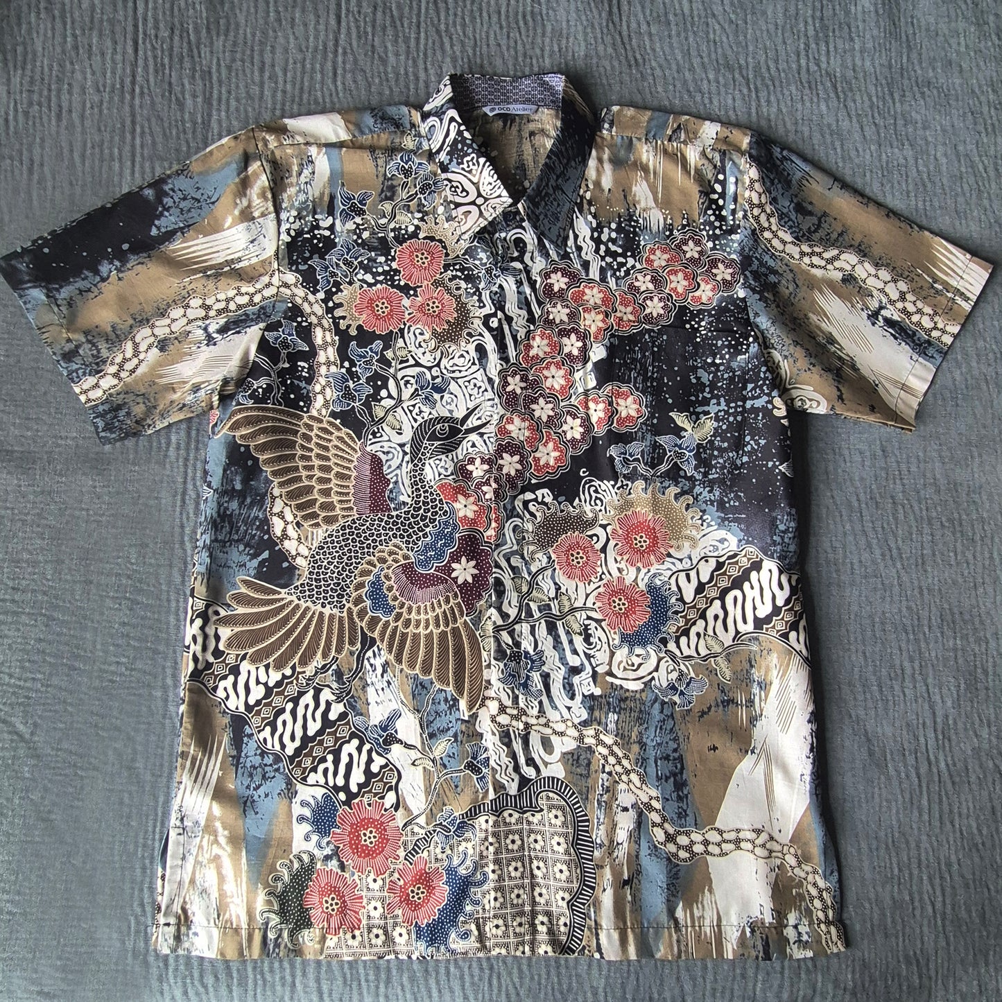 OCO, oco atelier, Batik, modern batik, men batik, men, shirt, tailored shirt, custom, unique, vibrant, sg, singapore, sgbatik, batikshirt, short sleeve batik, modern Collar, oriental shirt, stylish batik, modern man, artistic batik