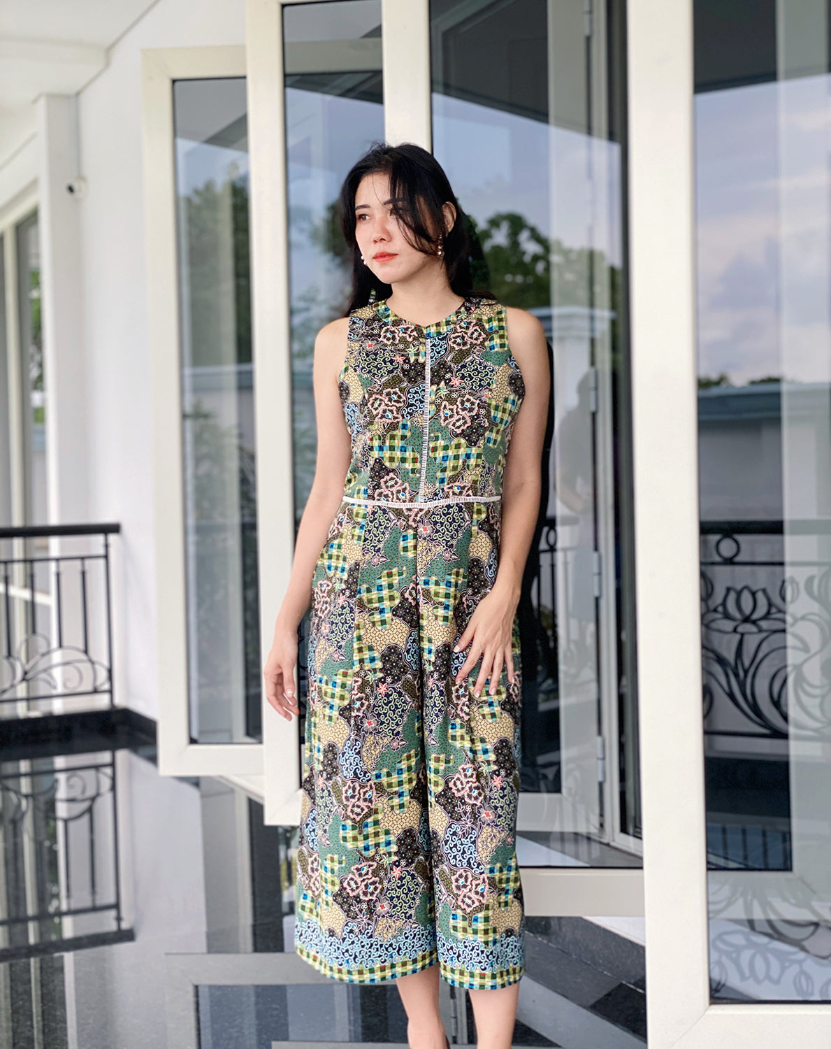 Beautiful Batik Romper in Singapore. Elegance and classic for everyday wear. Modern singapore batik for ladies.