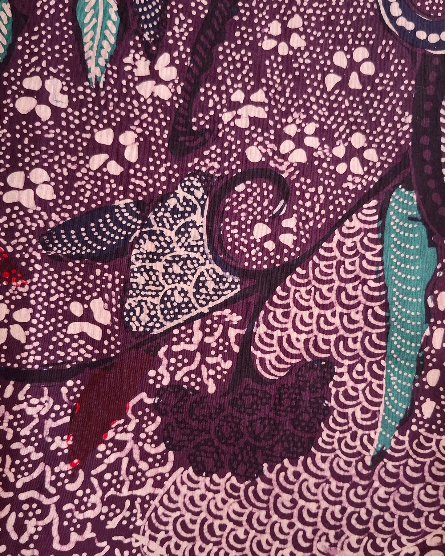 Oco, oco atelier, batik, batikshirt, menshirt, short sleeves, sg batik, tulis, tulis batik, tulis short, vibrant, one of a kind, tailored, custom, shirt, men