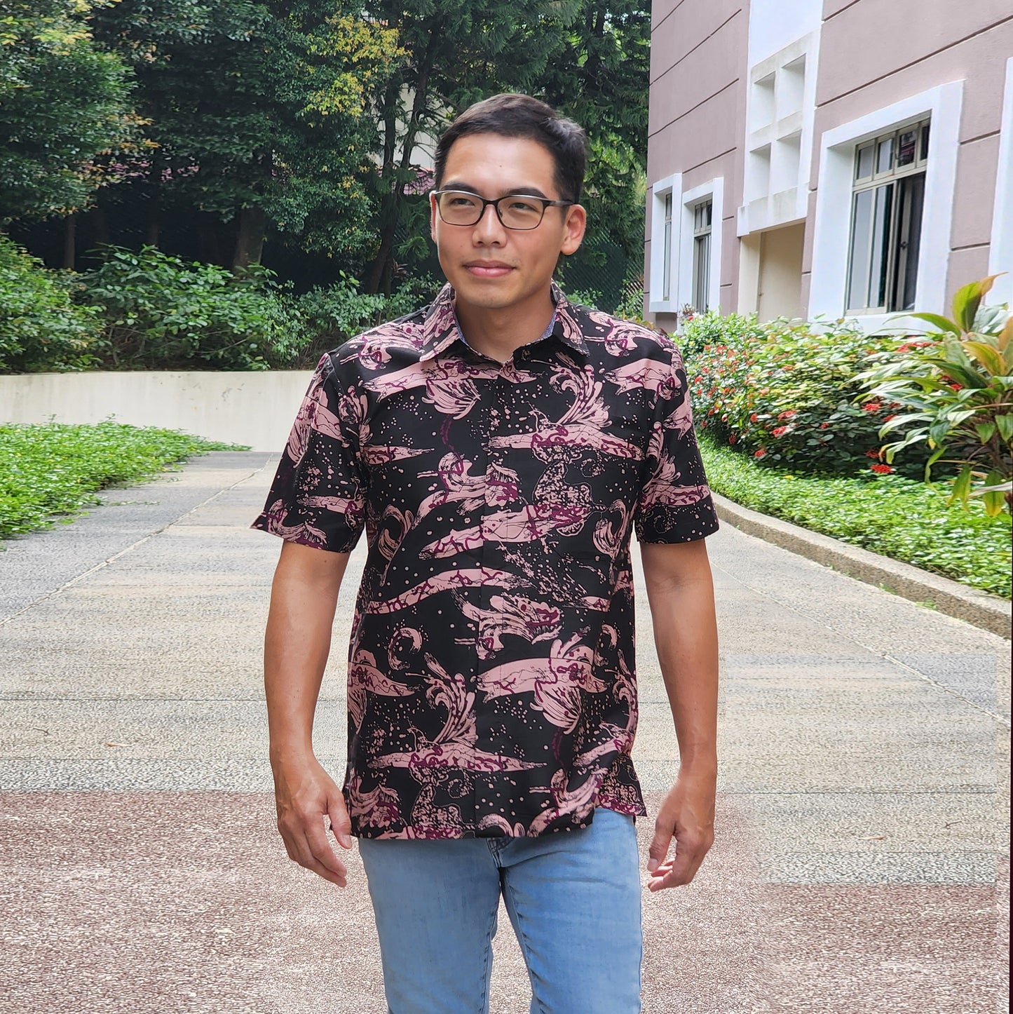 OCO, oco atelier, Batik, modern batik, men batik, men, shirt, tailored shirt, custom, unique, vibrant, sg, singapore, sgbatik, batikshirt, short sleeve batik, modern Collar, oriental shirt, stylish batik, modern man