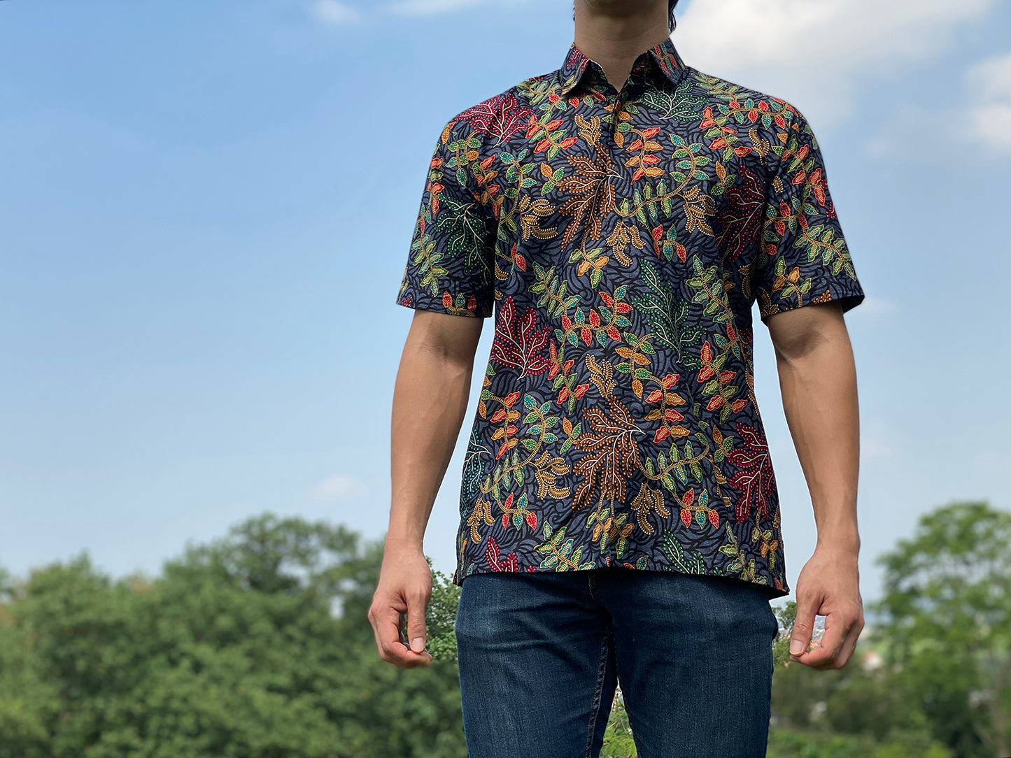 Singapore Modern batik shirts for men: Concealed pocket well tailored, unique prints. short sleeve Batik shirt. Colourful Botanical Batik.