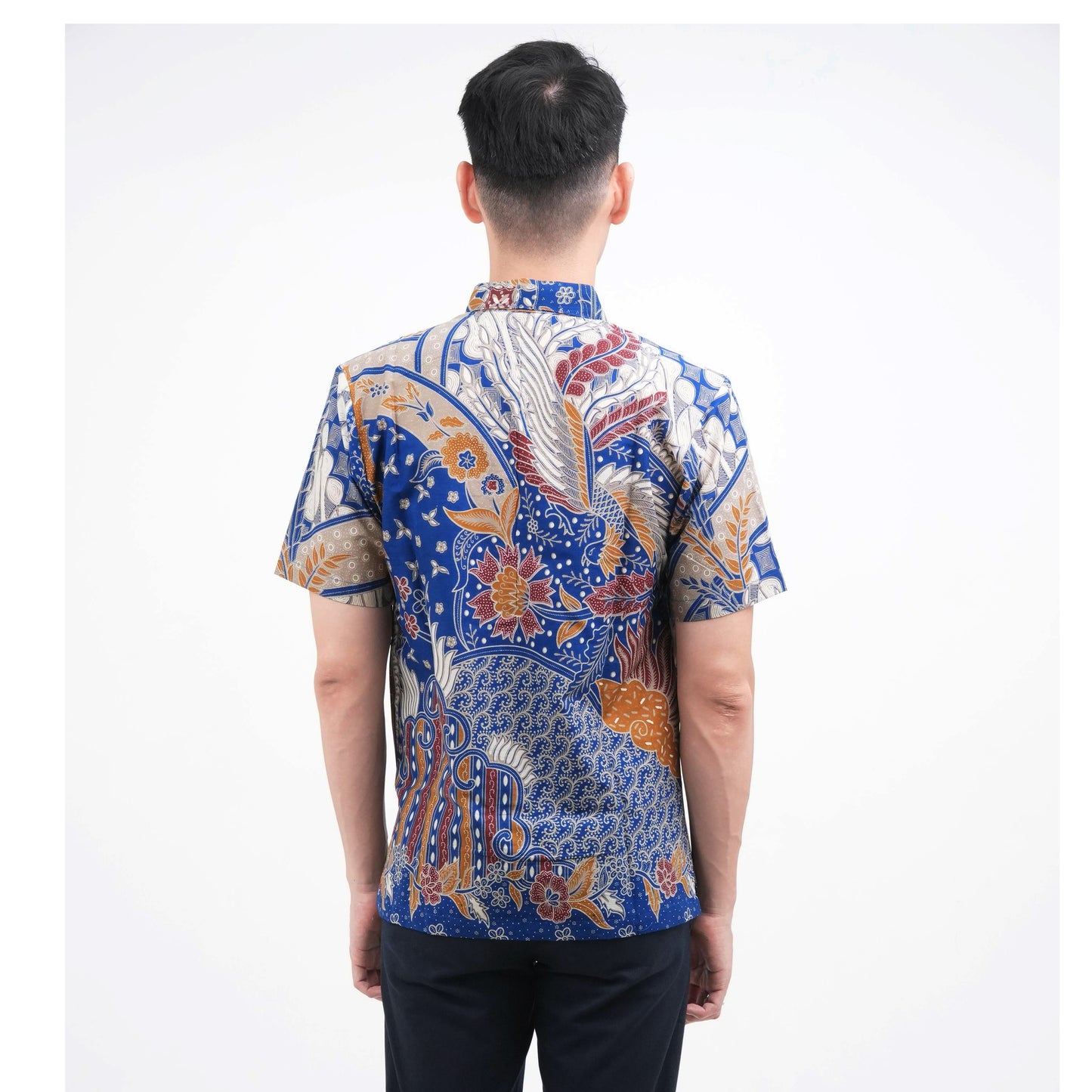 oco, oco atelier, batik, batik shirt, men shirt, sg batik, singapore, unique, customise, customized, shirt, tailored shirt, short sleeve batik, modern batik, batik lover, singapore batik, men batik, batik men, everyday batik, custom shirt, one-of-a-kind, customisation