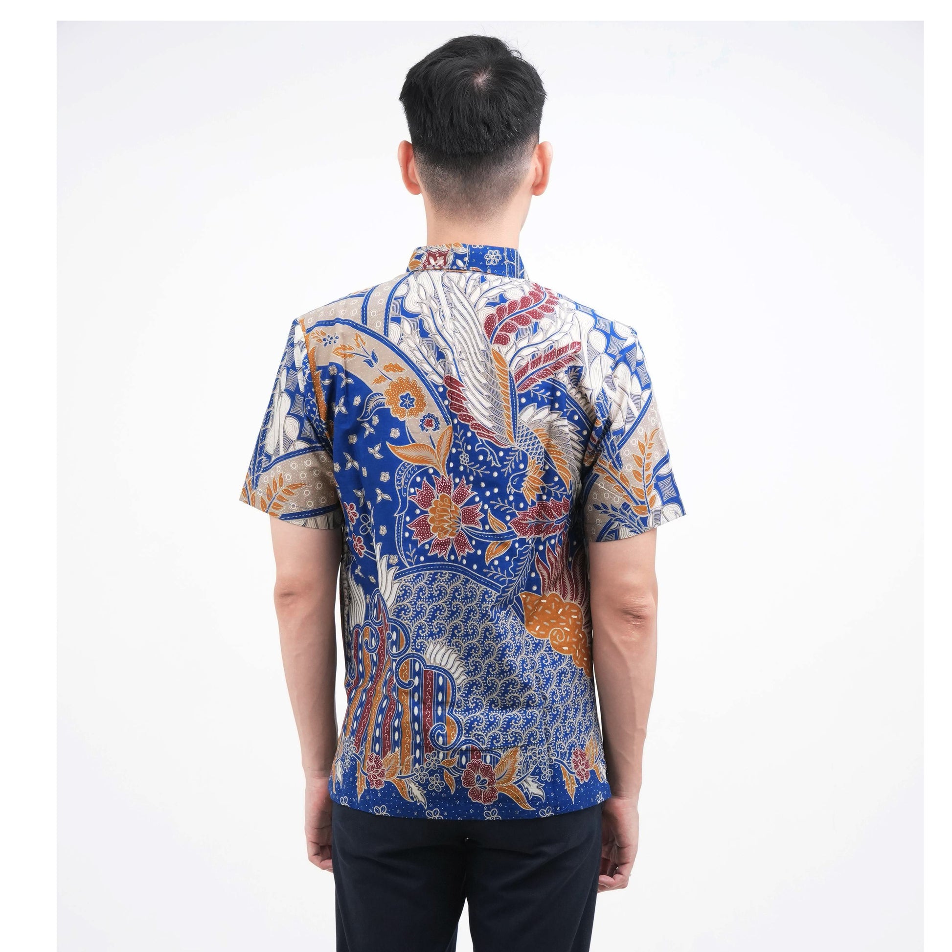 oco, oco atelier, batik, batik shirt, men shirt, sg batik, singapore, unique, customise, customized, shirt, tailored shirt, short sleeve batik, modern batik, batik lover, singapore batik, men batik, batik men, everyday batik, custom shirt, one-of-a-kind, customisation