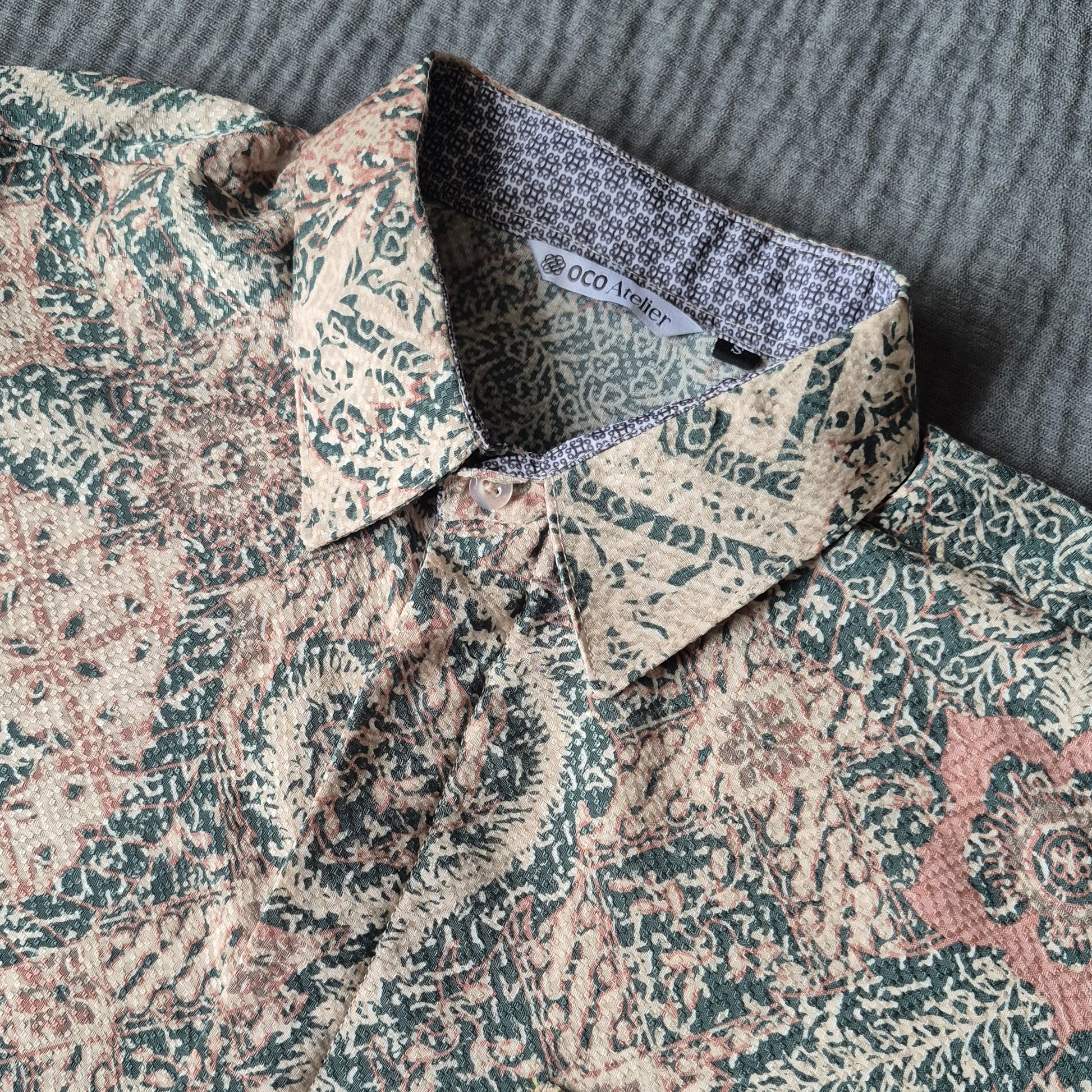 OCO, oco atelier, Batik, modern batik, men batik, men, shirt, tailored shirt, custom, unique, vibrant, sg, singapore, sgbatik, batikshirt, short sleeve batik, modern Collar, oriental shirt, stylish batik, modern man, artistic batik, pink batik, pink men shirt