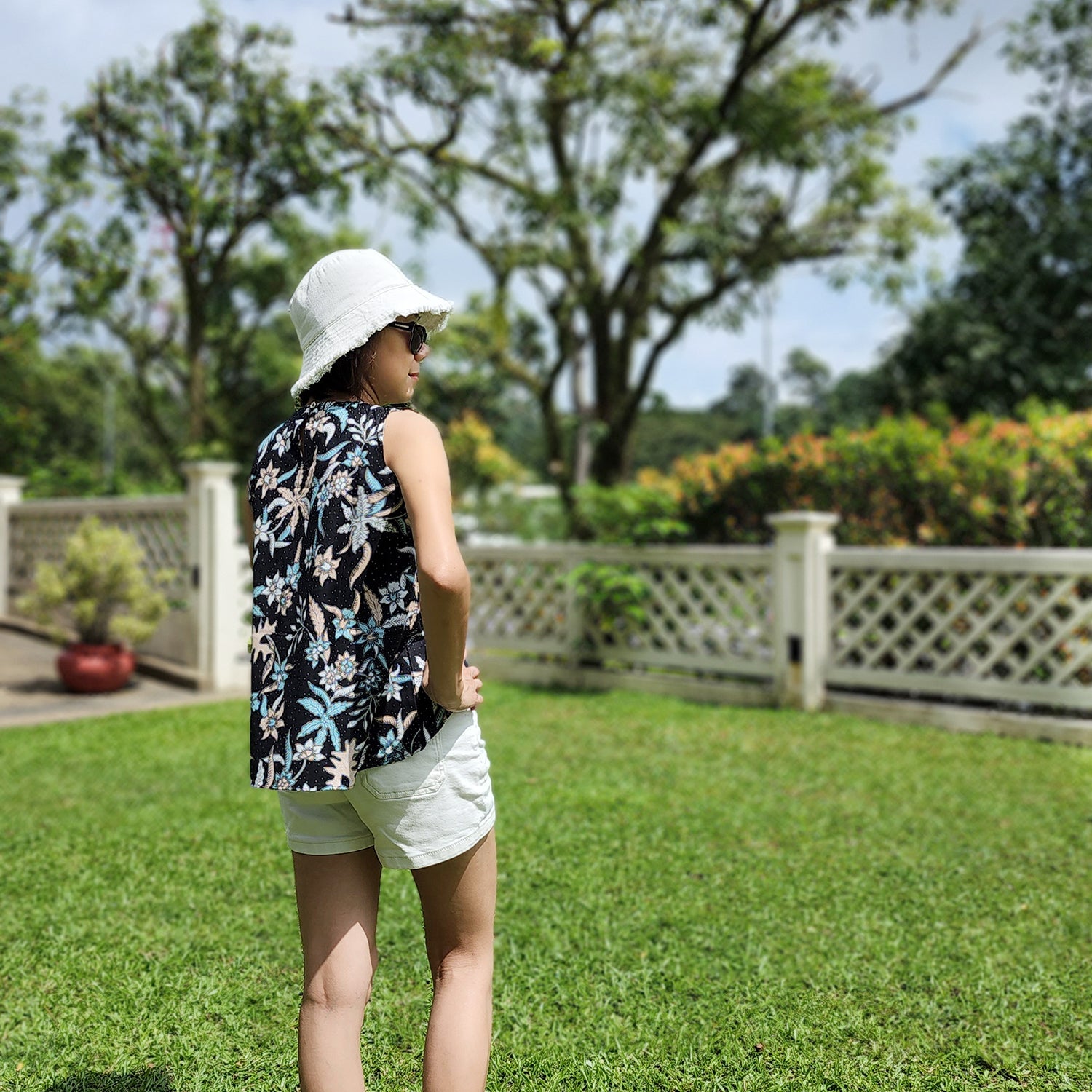 Modern Batik sleeveless Top, Casual yet comfortable in Singapore. 