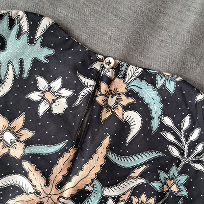 Modern Batik sleeveless Top, Casual yet comfortable in Singapore. 