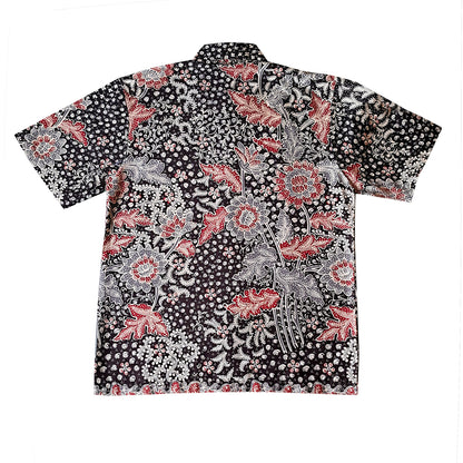 Singapore Modern batik shirts for men: Concealed pocket well tailored, unique prints. short sleeve Batik shirt. 