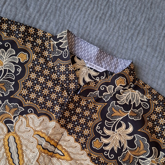 OCO, oco atelier, Batik, modern batik, men batik, men, shirt, tailored shirt, custom, unique, vibrant, sg, singapore, sgbatik, batikshirt, short sleeve batik, mandarin Collar, oriental shirt