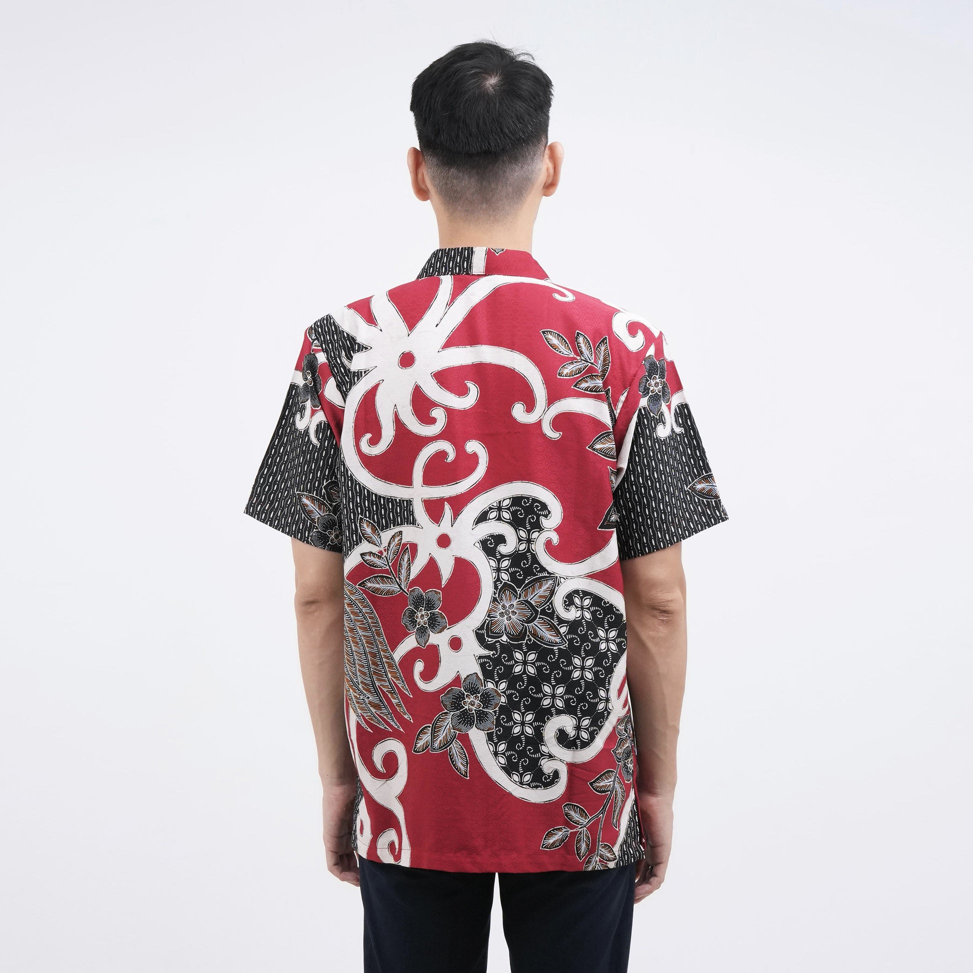 oco, oco atelier, batik, batik shirt, men shirt, sg batik, singapore, unique, customise, customized, shirt, tailored shirt, short sleeve batik, modern batik, batik lover, singapore batik, men batik, batik men, everyday batik