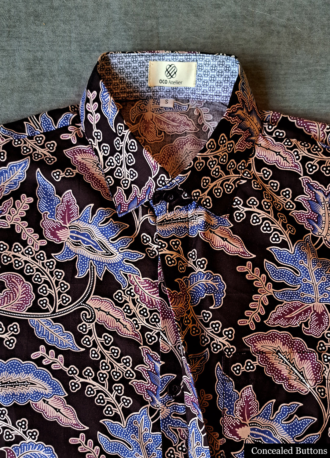 Singapore Modern batik shirts for men: Concealed pocket well tailored, unique prints. short sleeve Batik shirt.  Nature and floral prints.