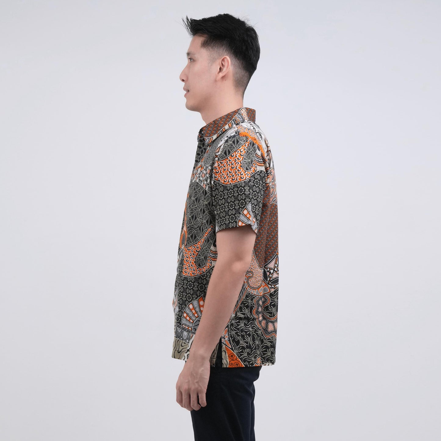 oco, oco atelier, batik, batik shirt, men shirt, sg batik, singapore, unique, customise, customized, shirt, tailored shirt, short sleeve batik, modern batik, batik lover, singapore batik, men batik, batik men, everyday batik, custom shirt, one-of-a-kind, customisation