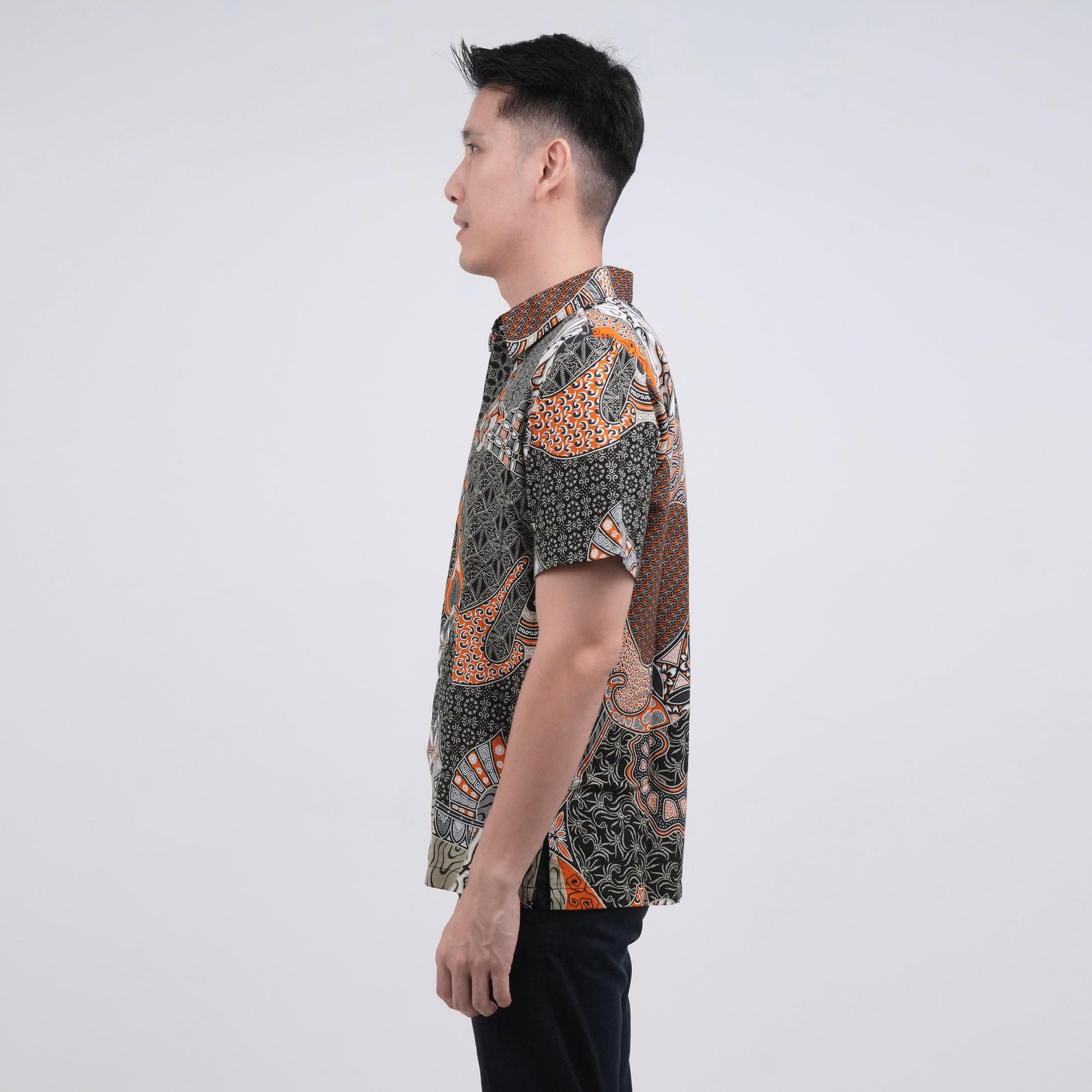 oco, oco atelier, batik, batik shirt, men shirt, sg batik, singapore, unique, customise, customized, shirt, tailored shirt, short sleeve batik, modern batik, batik lover, singapore batik, men batik, batik men, everyday batik, custom shirt, one-of-a-kind, customisation