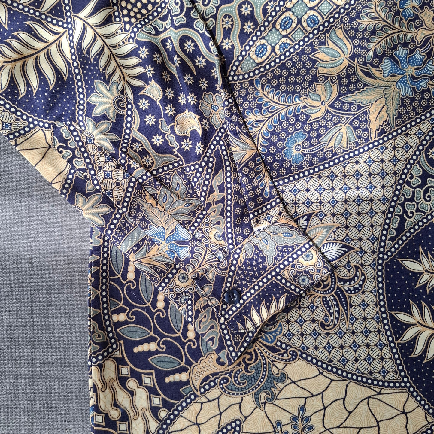 Singapore, Modern Batik, Men Shirt, Tailored, Custom Tailored Men Shirt