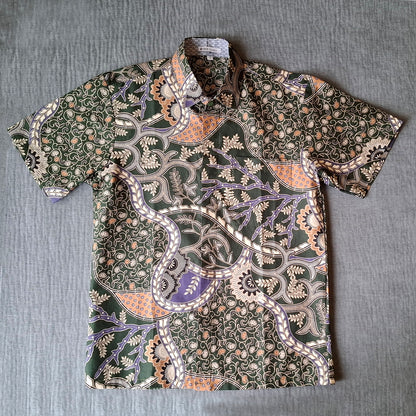 Singapore Batik, Batik shirt, tailored shirt, colourful shirt, sgbatik, batik lover, unique batik, vibrant shirt, stunning shirt, everyday shirt, one-of-a-kind, long sleeves, collar shirt, short sleeves