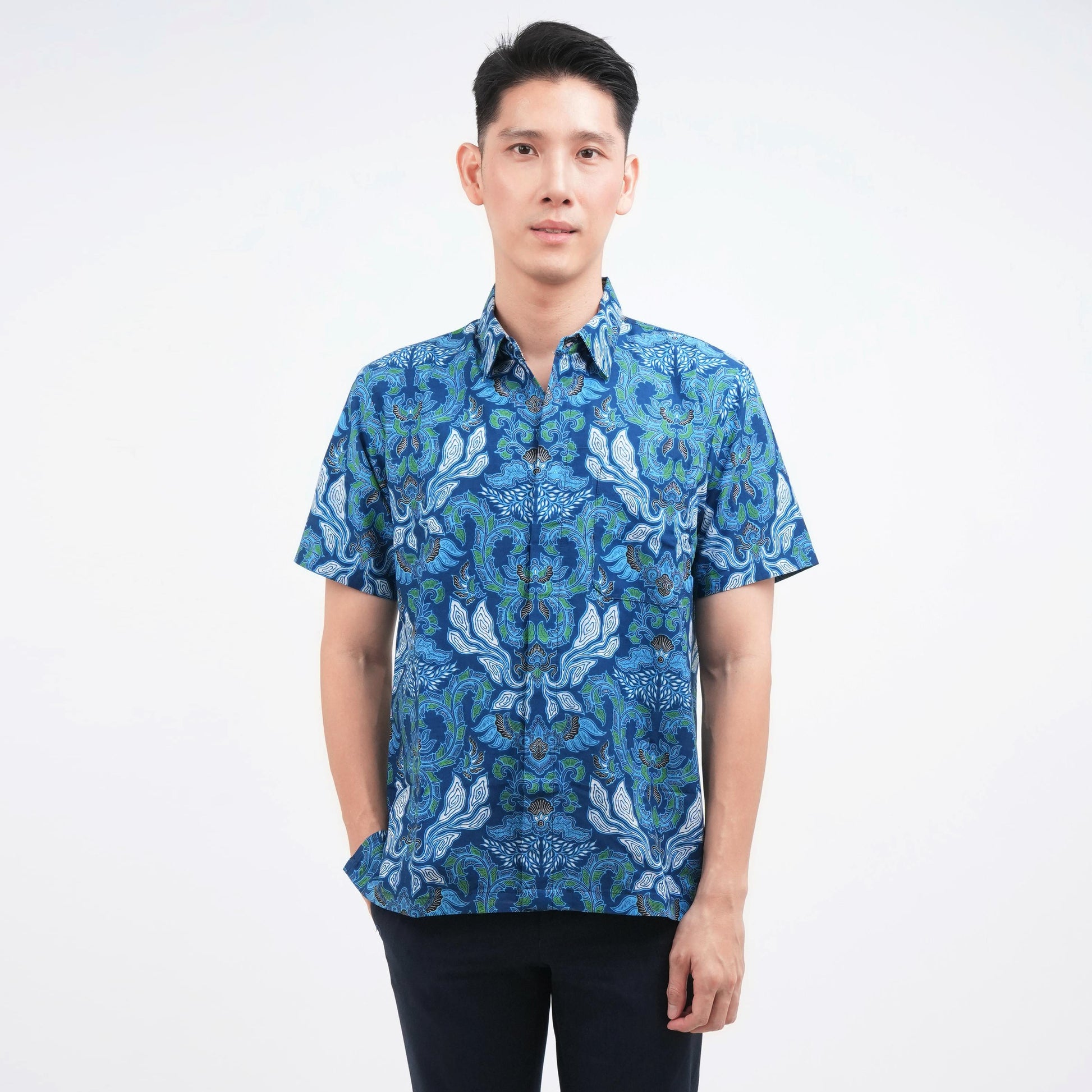 oco, oco atelier, batik, batik shirt, men shirt, sg batik, singapore, unique, customise, customized, shirt, tailored shirt, short sleeve batik, modern batik, batik lover, singapore batik, men batik, batik men, everyday batik, custom shirt, one-of-a-kind, customisation