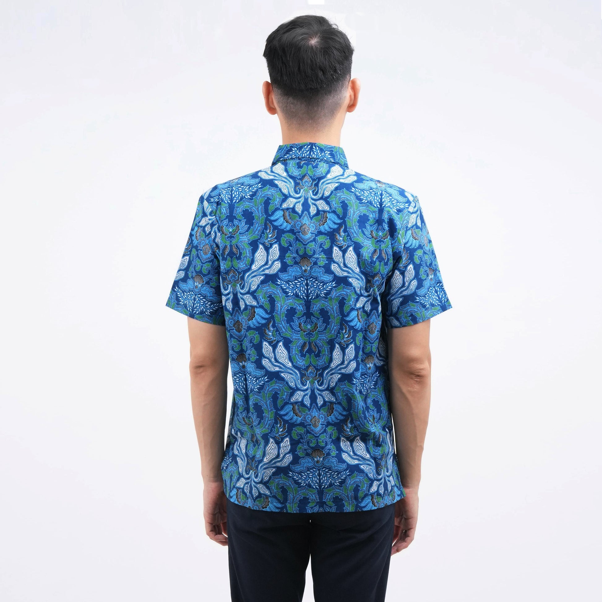 oco, oco atelier, batik, batik shirt, men shirt, sg batik, singapore, unique, customise, customized, shirt, tailored shirt, short sleeve batik, modern batik, batik lover, singapore batik, men batik, batik men, everyday batik, custom shirt, one-of-a-kind, customisation