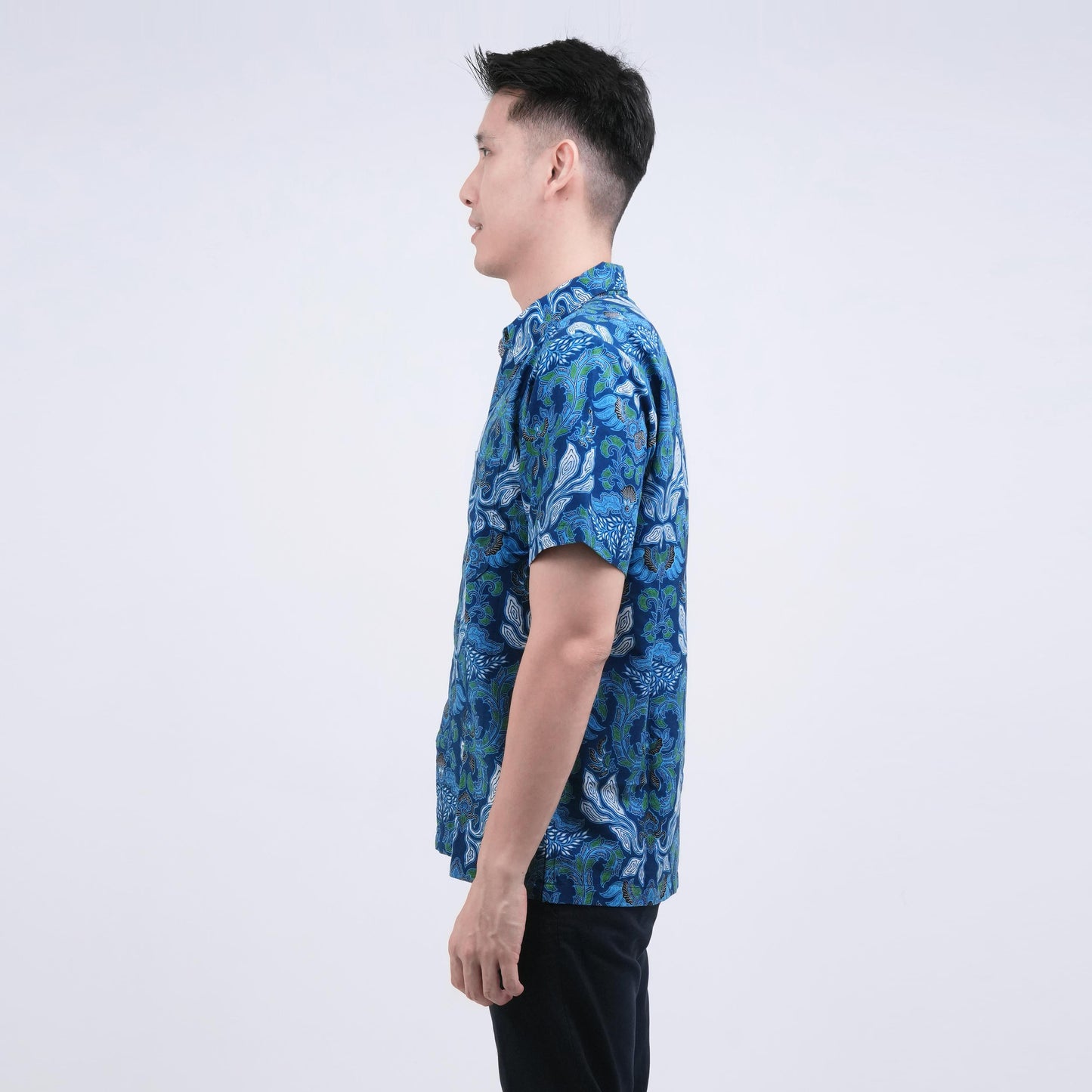 oco, oco atelier, batik, batik shirt, men shirt, sg batik, singapore, unique, customise, customized, shirt, tailored shirt, short sleeve batik, modern batik, batik lover, singapore batik, men batik, batik men, everyday batik, custom shirt, one-of-a-kind, customisation