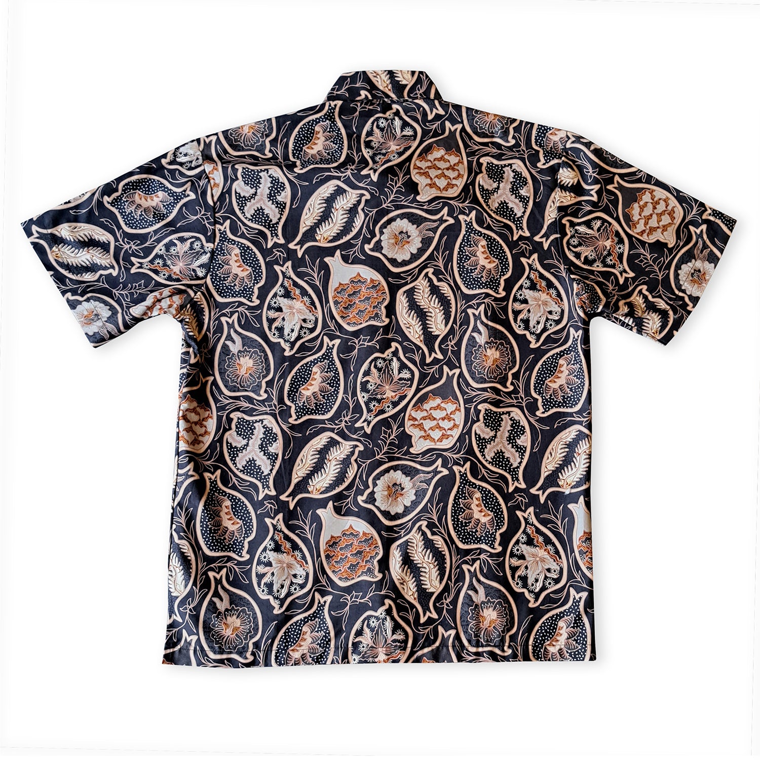 Singapore Modern batik shirts for men: Concealed pocket well tailored, unique prints. short sleeve Batik shirt.  Sea  and seashell shirt.