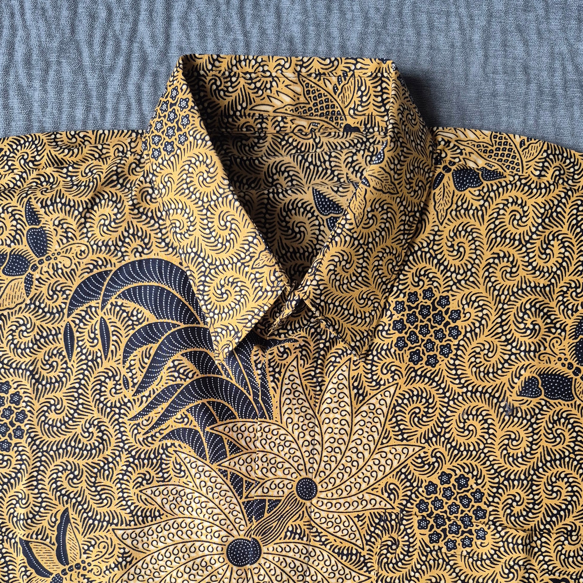 oco, oco atelier, batik, batik shirt, men shirt, sg batik, singapore, unique, customise, customized, shirt, tailored shirt, short sleeve batik, modern batik, batik lover, singapore batik, men batik, batik men, everyday batik, custom shirt, one-of-a-kind, customisation