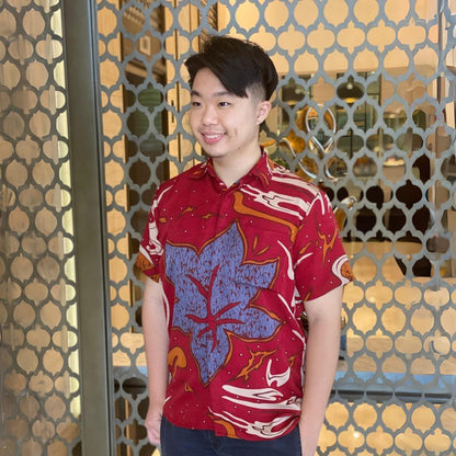 unique batik, men shirt, colourful shirt, modern batik, artistic batik print, everyday wear, singapore, batiklover, contemporary men shirt, colourful batik