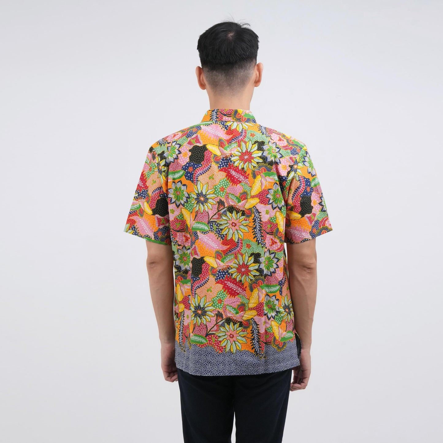 oco, oco atelier, batik, batik shirt, men shirt, sg batik, singapore, unique, customise, customized, shirt, tailored shirt, short sleeve batik, modern batik, batik lover, singapore batik, men batik, batik men, everyday batik, custom shirt, one-of-a-kind, customisation
