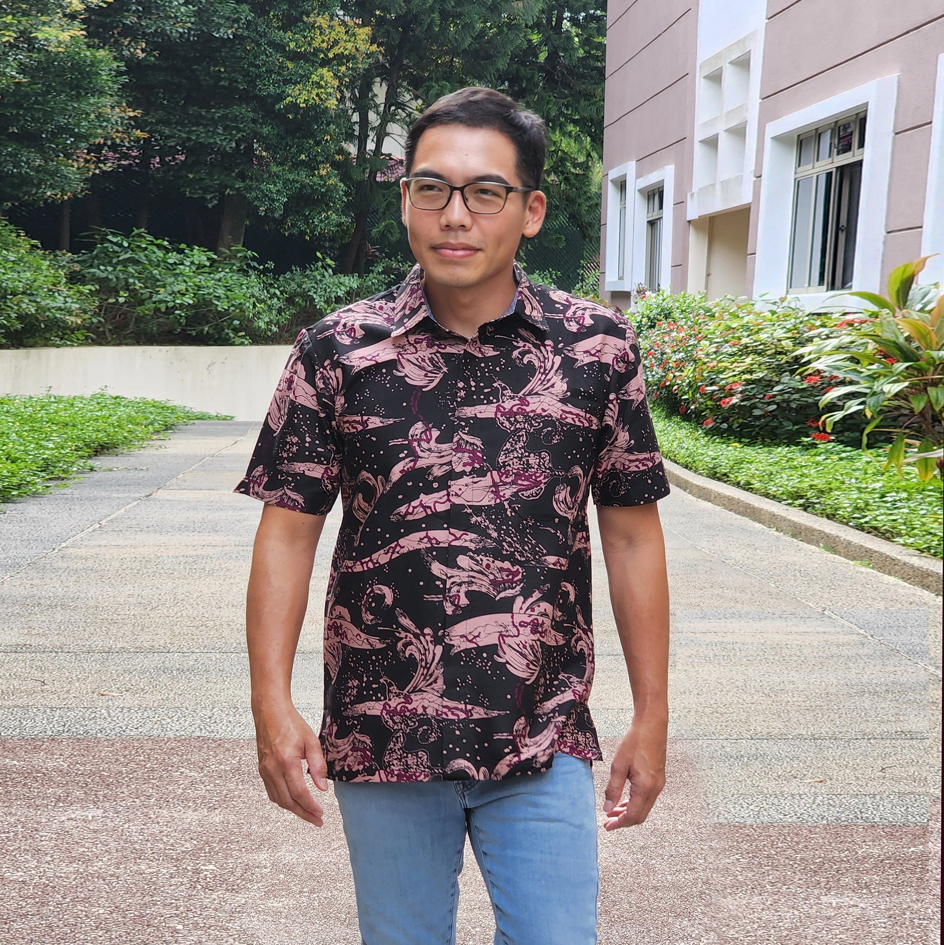 OCO, oco atelier, Batik, modern batik, men batik, men, shirt, tailored shirt, custom, unique, vibrant, sg, singapore, sgbatik, batikshirt, short sleeve batik, modern Collar, oriental shirt, stylish batik, modern man